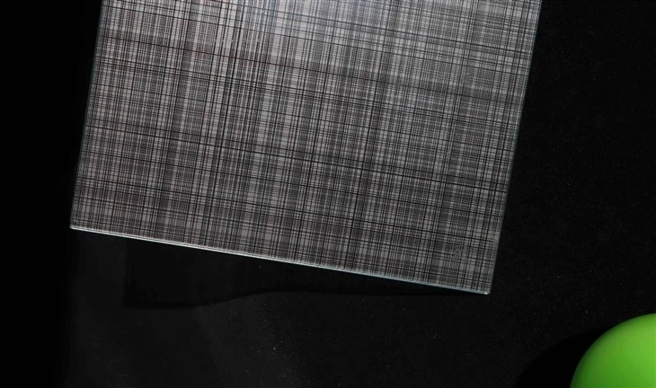 Żejt-Ramel Float Glass Bil-Disinn